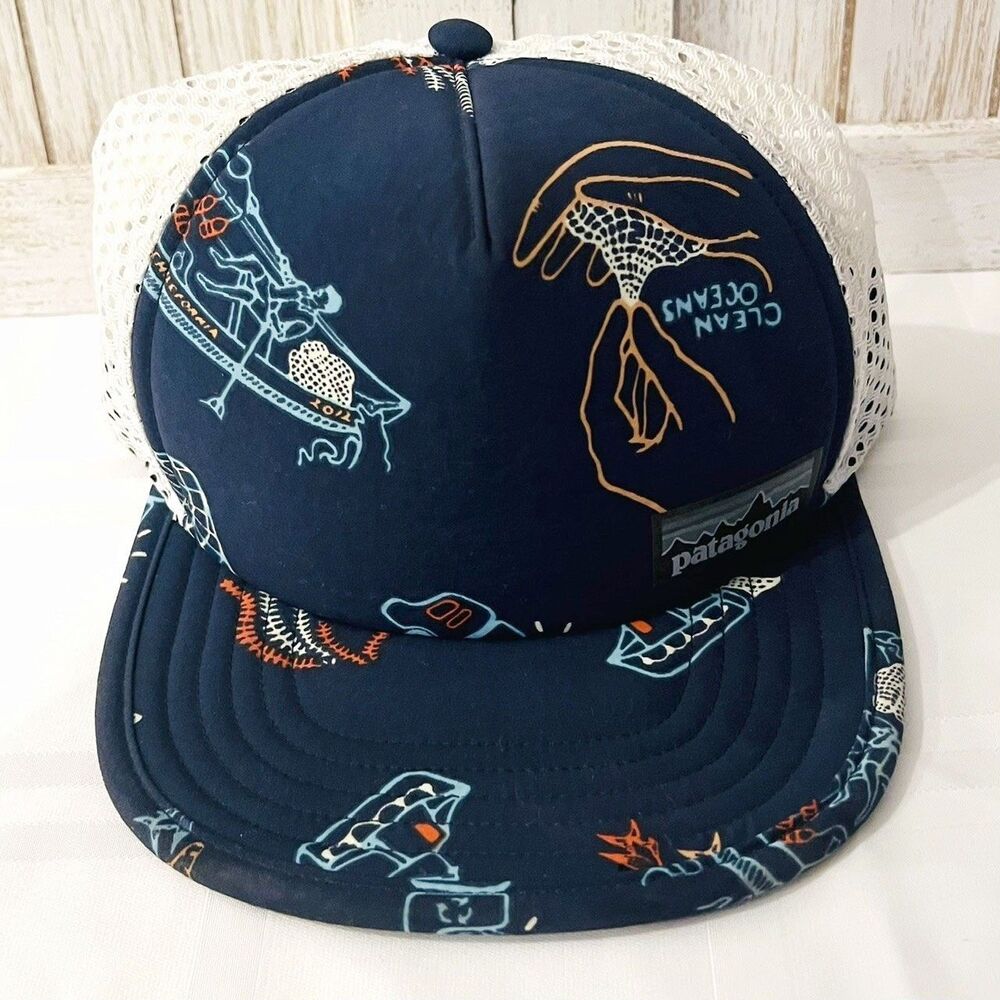 Patagonia Duckbill Strapback Mesh Kid's Trucker Hat Navy Blue Ocean Print